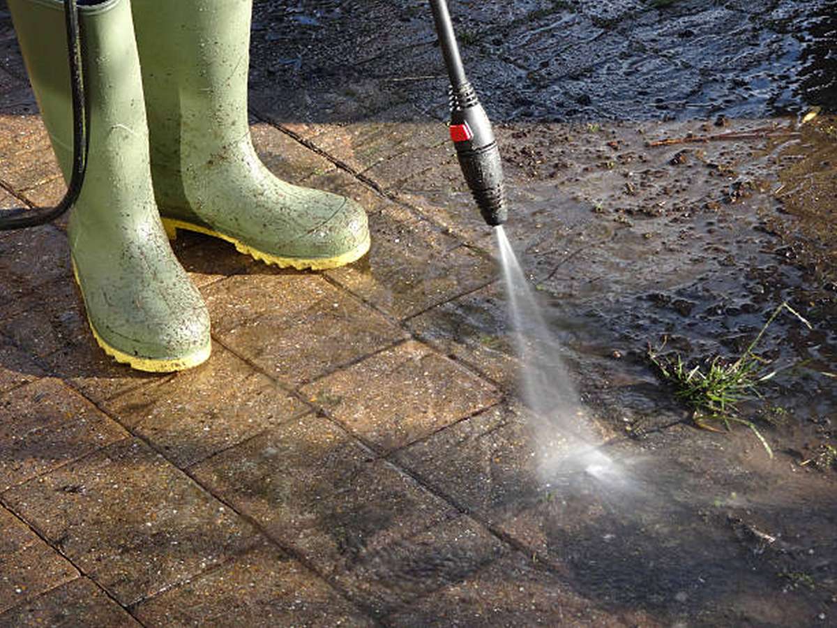 what is the best way to clean a driveway2