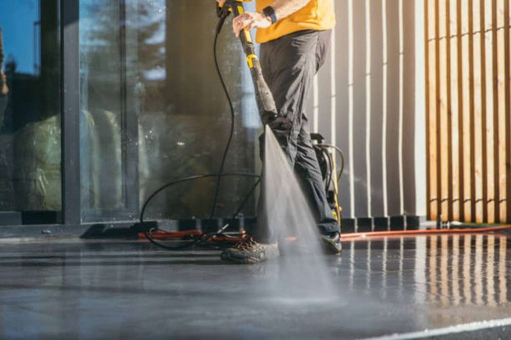 what time of year is best for pressure washing2